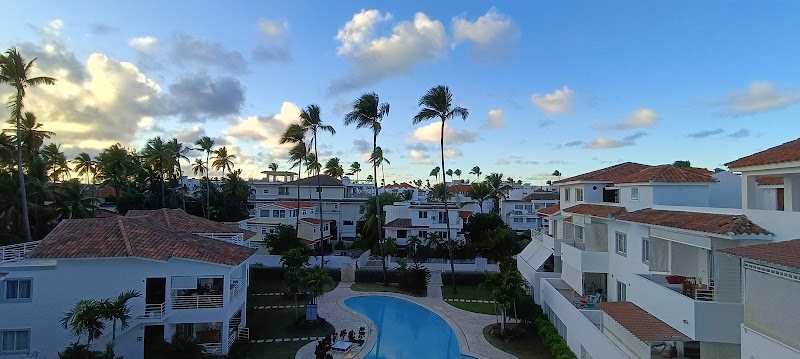 Los Corales