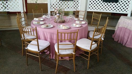 Cariatides Bamboo Catering services