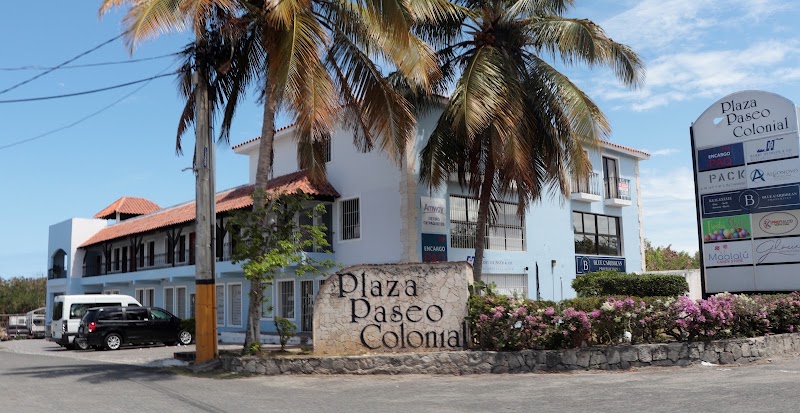 Plaza Paseo Colonial
